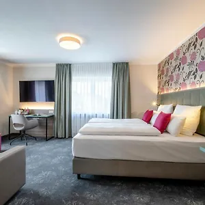 *** فندق Boutique Hotel Erb Muenchen Parsdorf ألمانيا