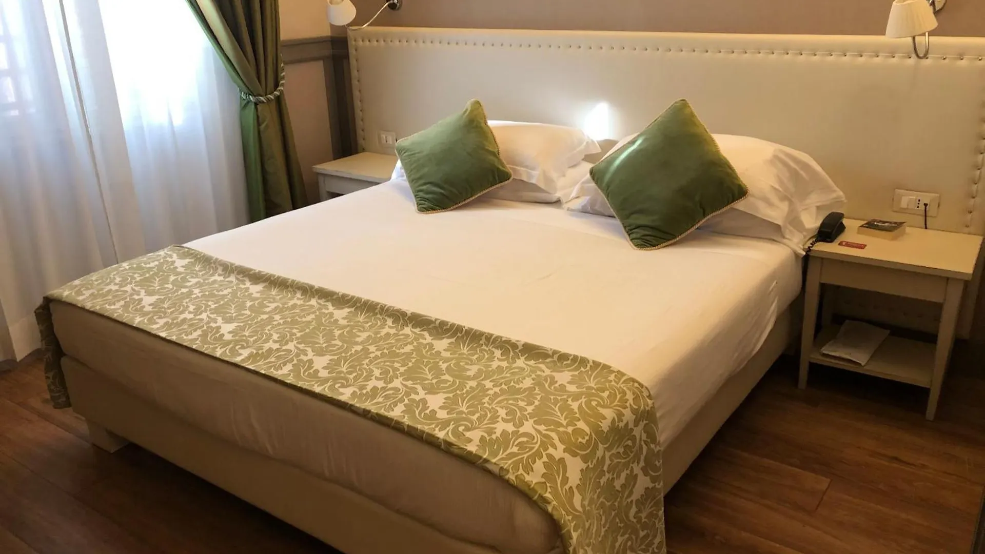 Basilica Hotel Řím