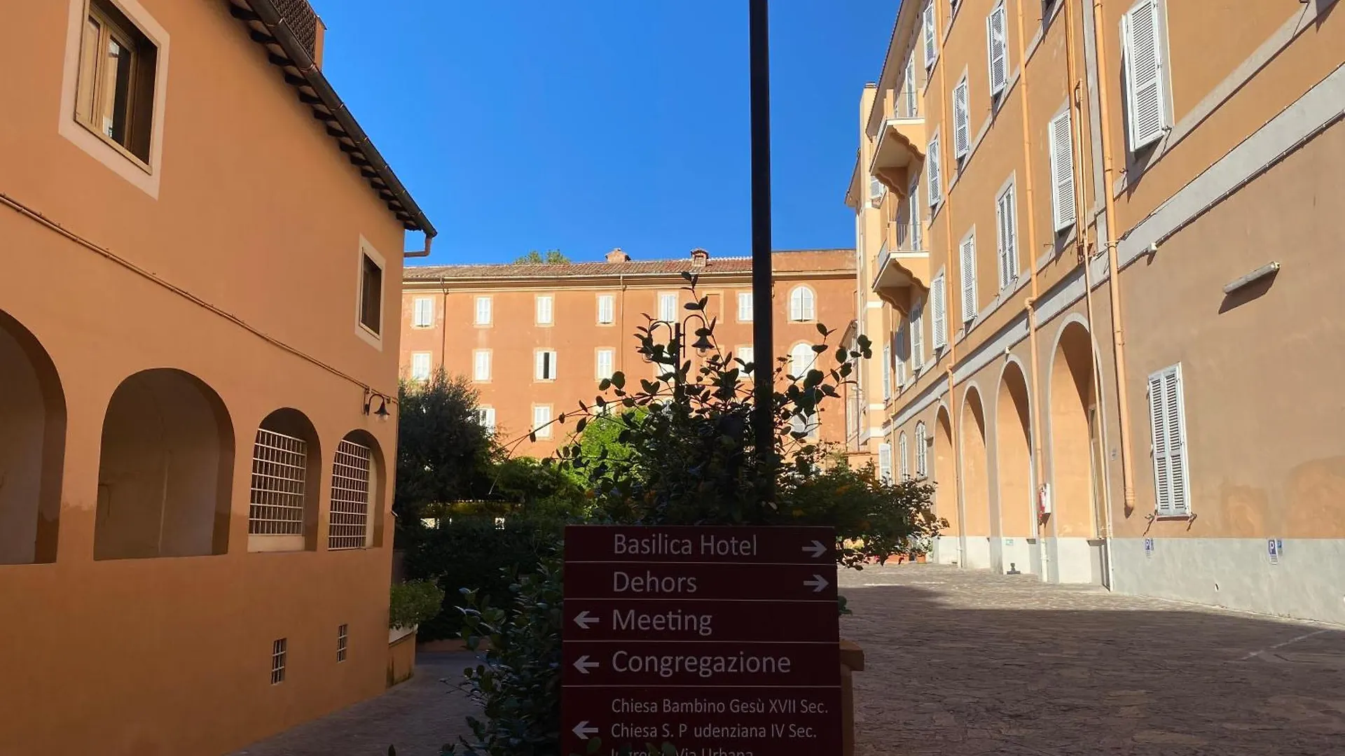 Basilica Hotel Roma